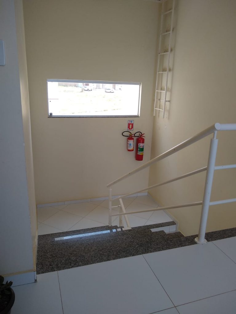 Apartamento 03 quartos, Condomínio Jóia do Candeias