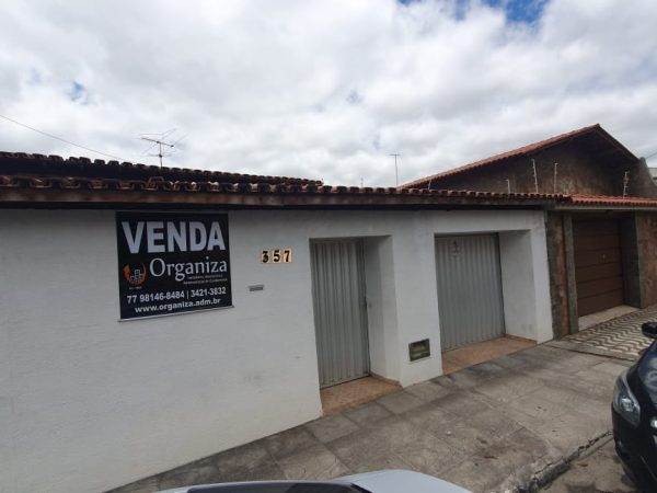 Avenida Fernando Spinola, n° 357, Bairro São Vicente.