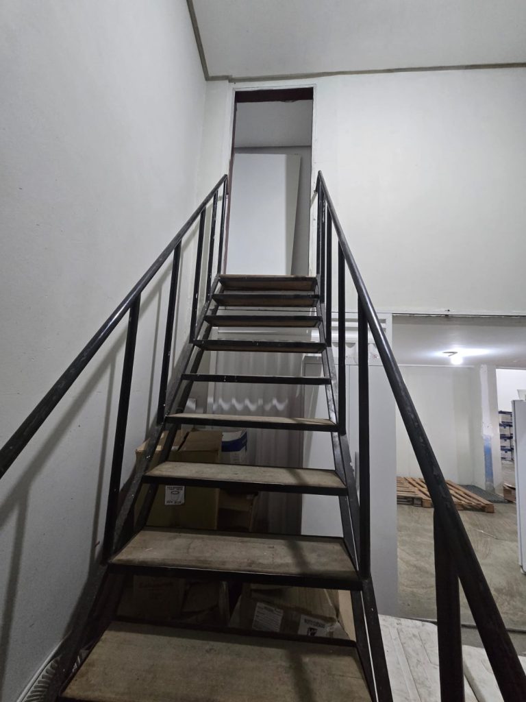 LOCAÇÃO – PONTO COMERCIAL NA AV.FREI BENJAMIM LOCAÇÃO – PONTO COMERCIAL NA AV.FREI BENJAMIM
