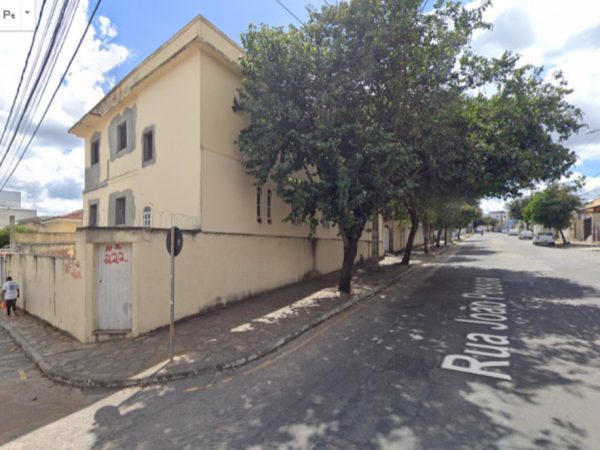 📍 Residencial e Comercial disponível para Aluguel – Vitória da Conquist